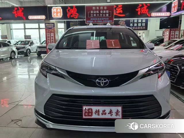 Toyota Saina id 4335208 из Китая 18