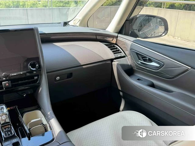 Toyota Elfa id 4272338 из Китая 16