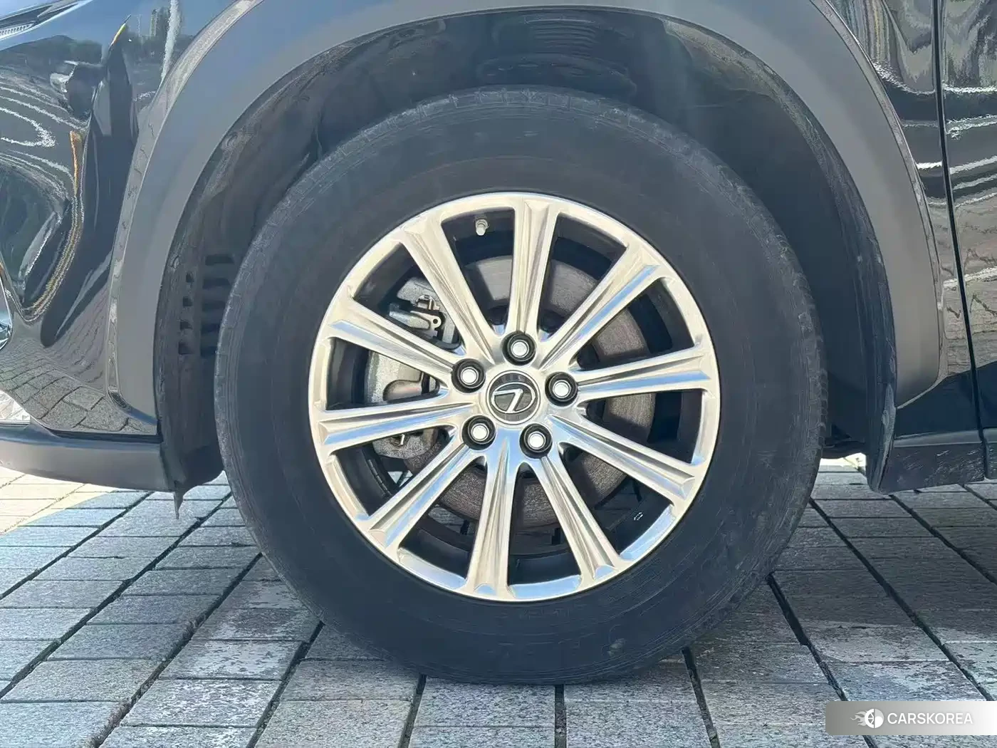 Lexus NX id 4685879 из Китая 12
