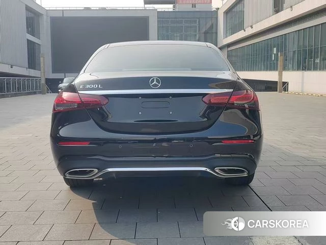 Mercedes-Benz E-class id 4256830 из Китая 15