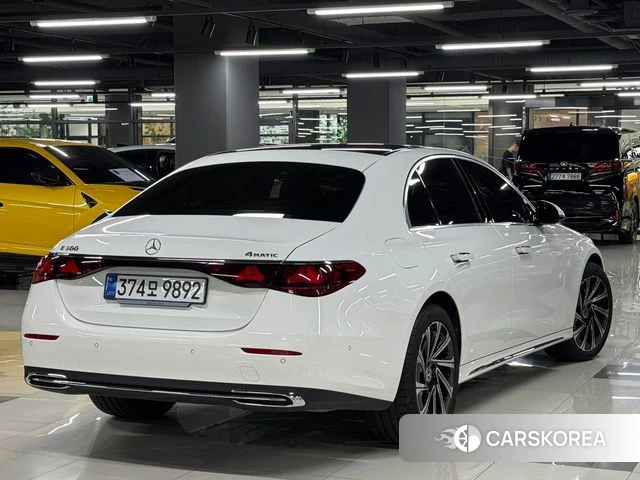 Mercedes-Benz E-Class W214 id 4607389 из Кореи 9