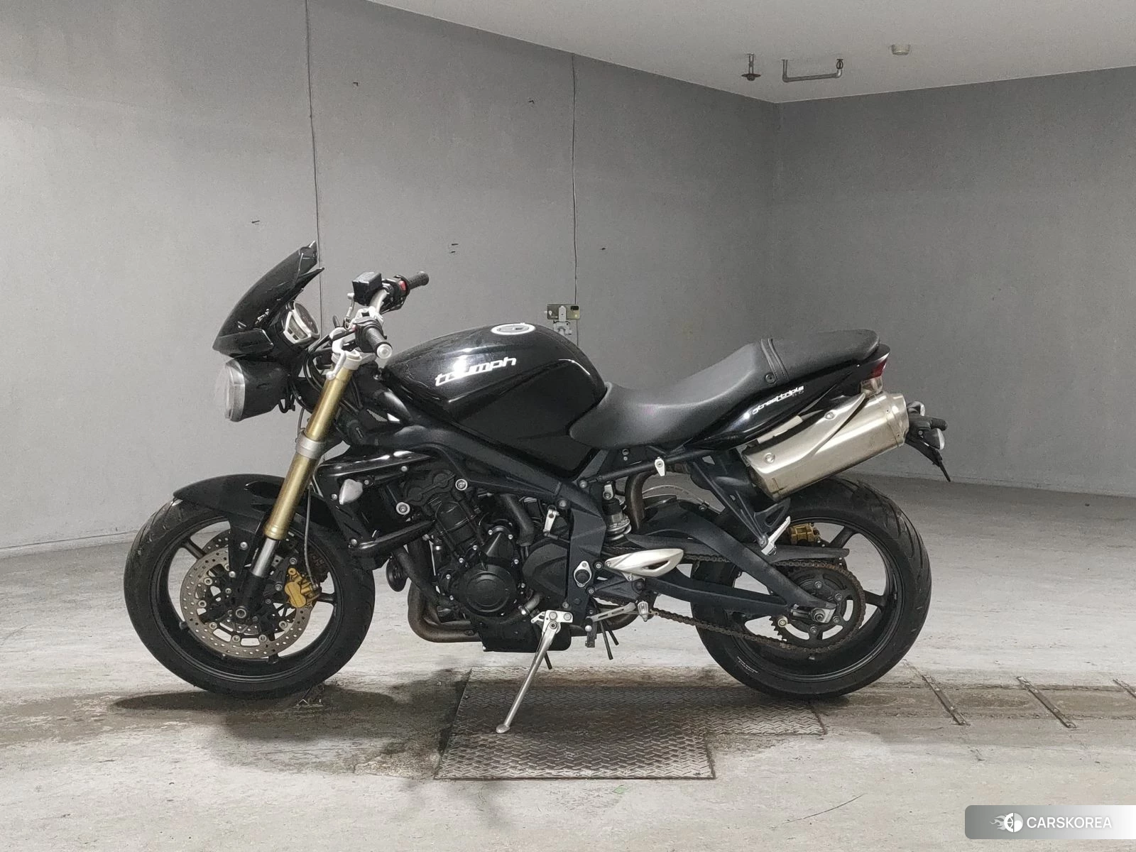 Проданный Triumph STREET TRIPLE 2012 из Японии, фото 3