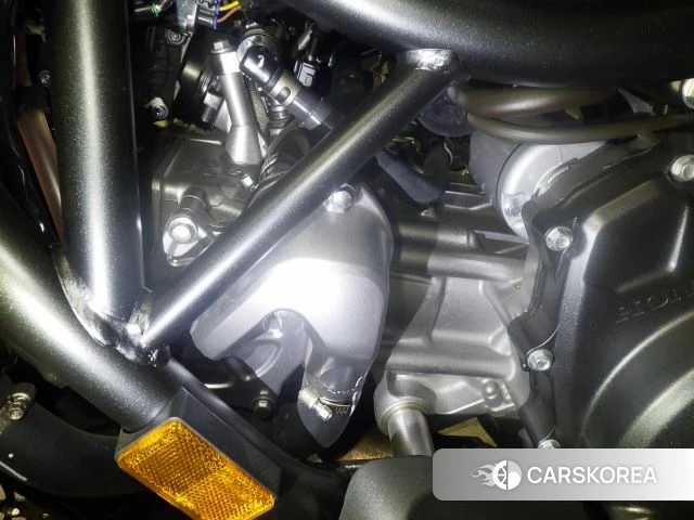 Engine photo