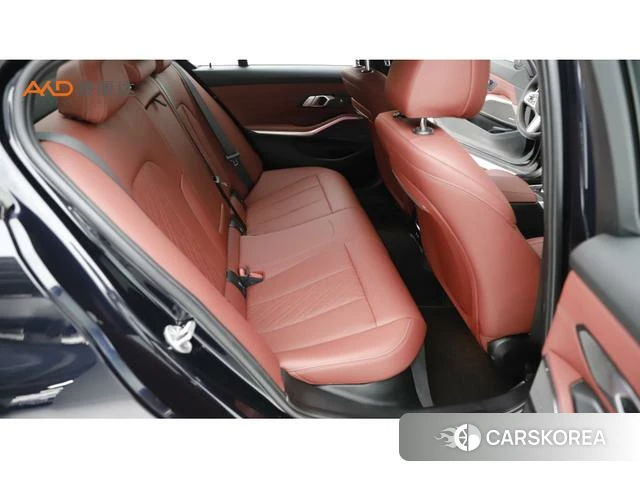 BMW 3 series 2023 Черный из Китая, фото 3