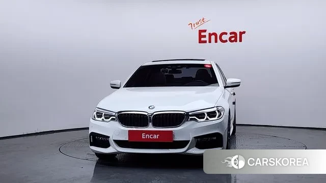 BMW 5 Series (G30) id 3510141 из Кореи 13