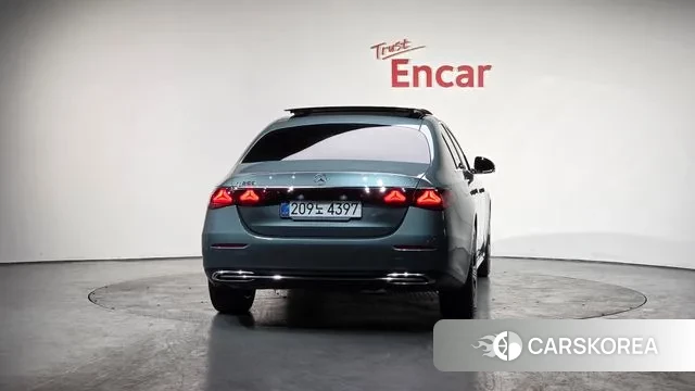 Mercedes-Benz E-Class W214 id 3619773 из Кореи 13