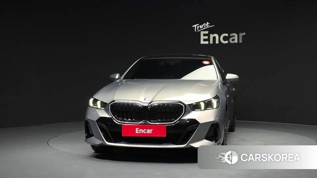 BMW 5 Series (G60) id 4570989 из Кореи 23