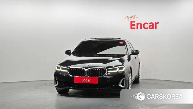 BMW 5 Series (G30) id 3833021 из Кореи 13