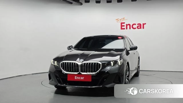 BMW 5 Series (G60) id 4354520 из Кореи 23