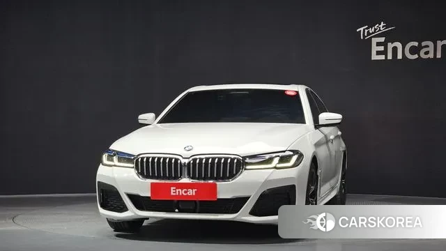 BMW 5 Series (G30) id 3416197 из Кореи 13