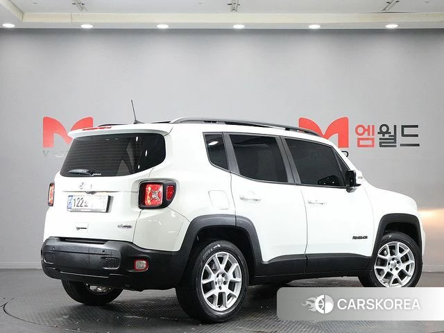 Jeep Renegade id 3954474 из Кореи 13