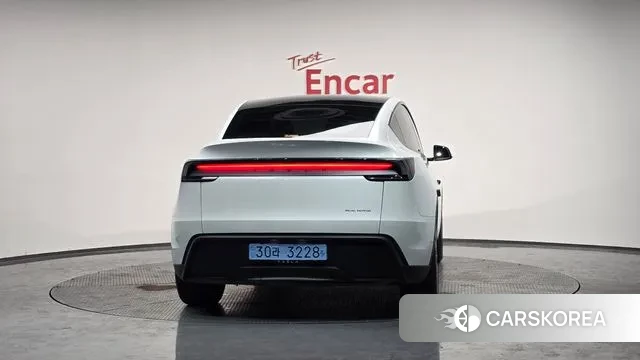 Tesla Model Y id 3507189 из Кореи 13