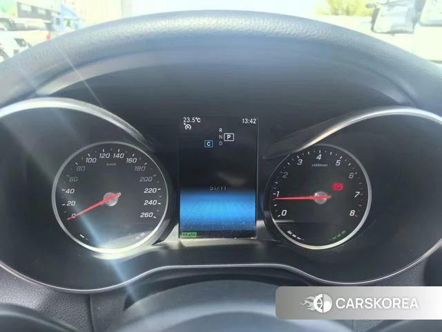 Mercedes-Benz Class C 2019 Белый из Китая, фото 3