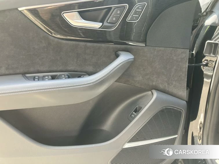 Audi Q8 id 4440811 из Китая 7