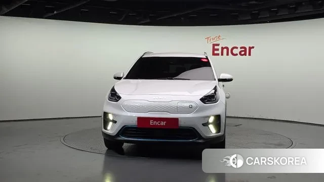 Kia Niro EV id 3323454 из Кореи 13