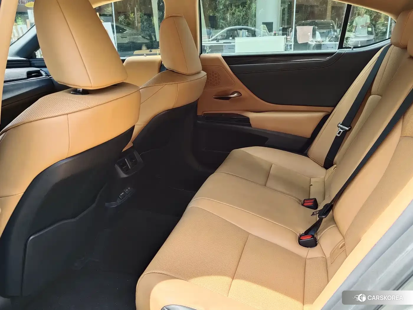 Lexus ES id 4576514 из Китая 12