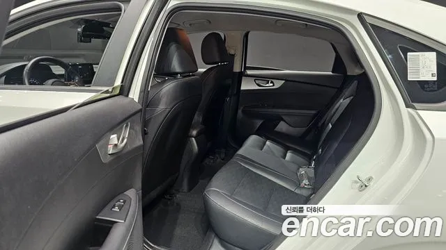 Kia Come New K3 id 2673179 из Кореи 13