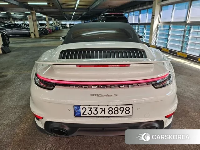 Porsche 911(992) id 3717341 из Кореи 9