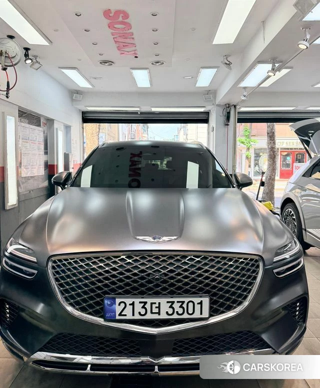 Genesis GV70 2023 Черный из Кореи, фото 3