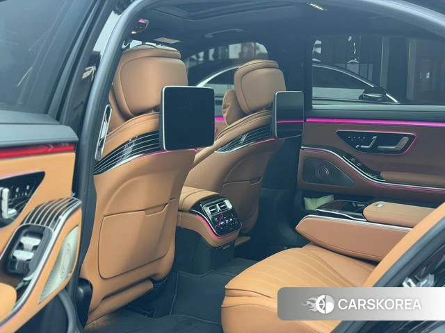 Mercedes-Benz S-class 2024 Черный из Китая, фото 3