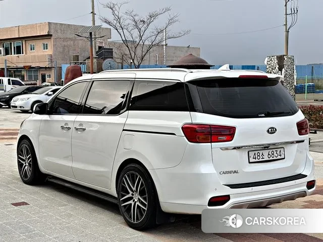 Kia The New Carnival id 3541532 из Кореи 13