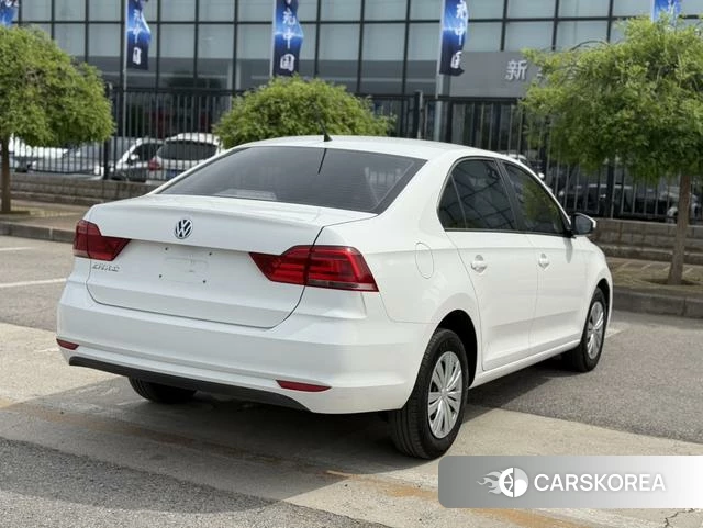 Volkswagen Santana 2022 Белый из Китая, фото 3