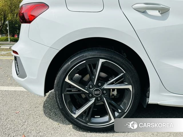 Audi A3 id 4260737 из Китая 20