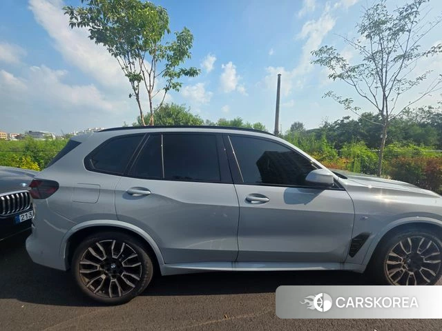 BMW X5 (G05) 2025 Цвет галактики из Кореи, фото 3