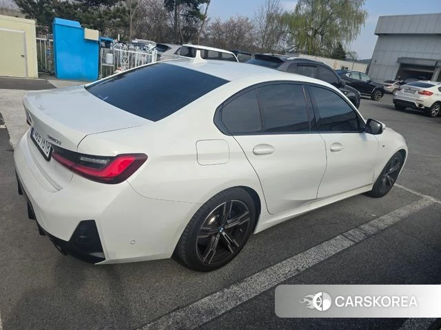 BMW 3 Series (G20) 2023 Белый из Кореи, фото 3