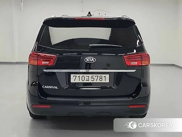 Kia The New Carnival id 3965808 из Кореи 12