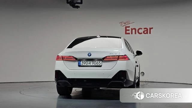 BMW 5 Series (G60) id 4749279 из Кореи 23