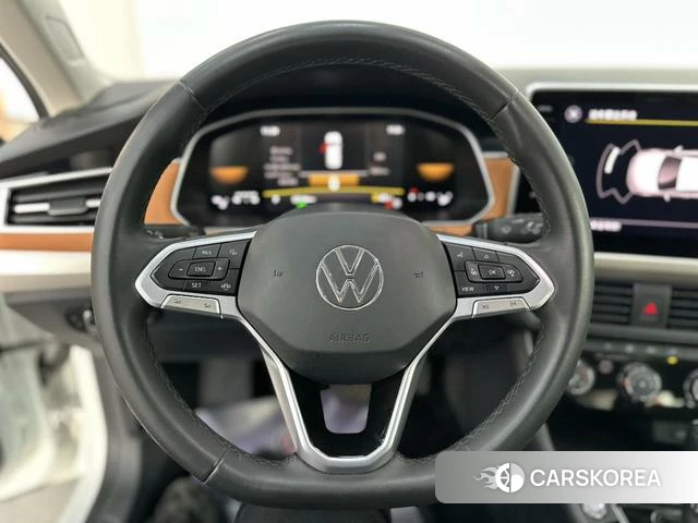 Volkswagen Bora id 4263892 из Китая 12