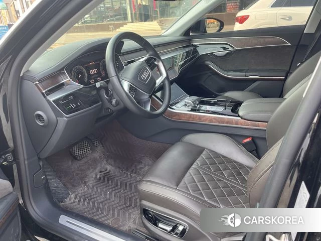 Audi A8 2022 Черный из Китая, фото 3
