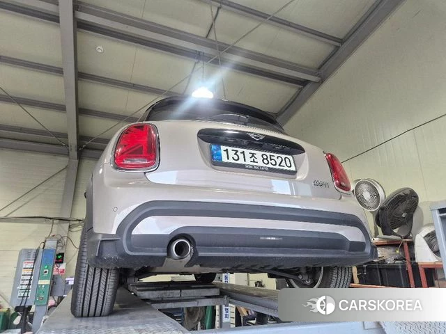 Mini Cooper 2022 Серый из Кореи, фото 3