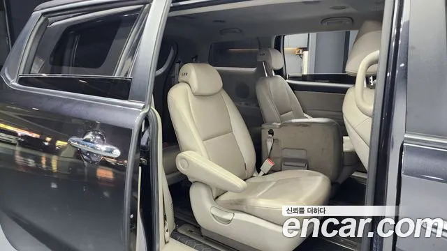 Kia The New Carnival id 2671819 из Кореи 13