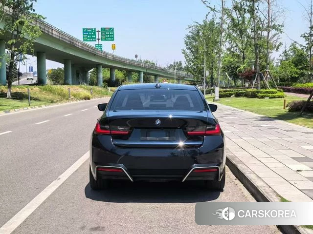 BMW i3 2025 Черный из Китая, фото 3