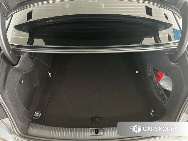 Audi A4L id 4314210 из Китая 23
