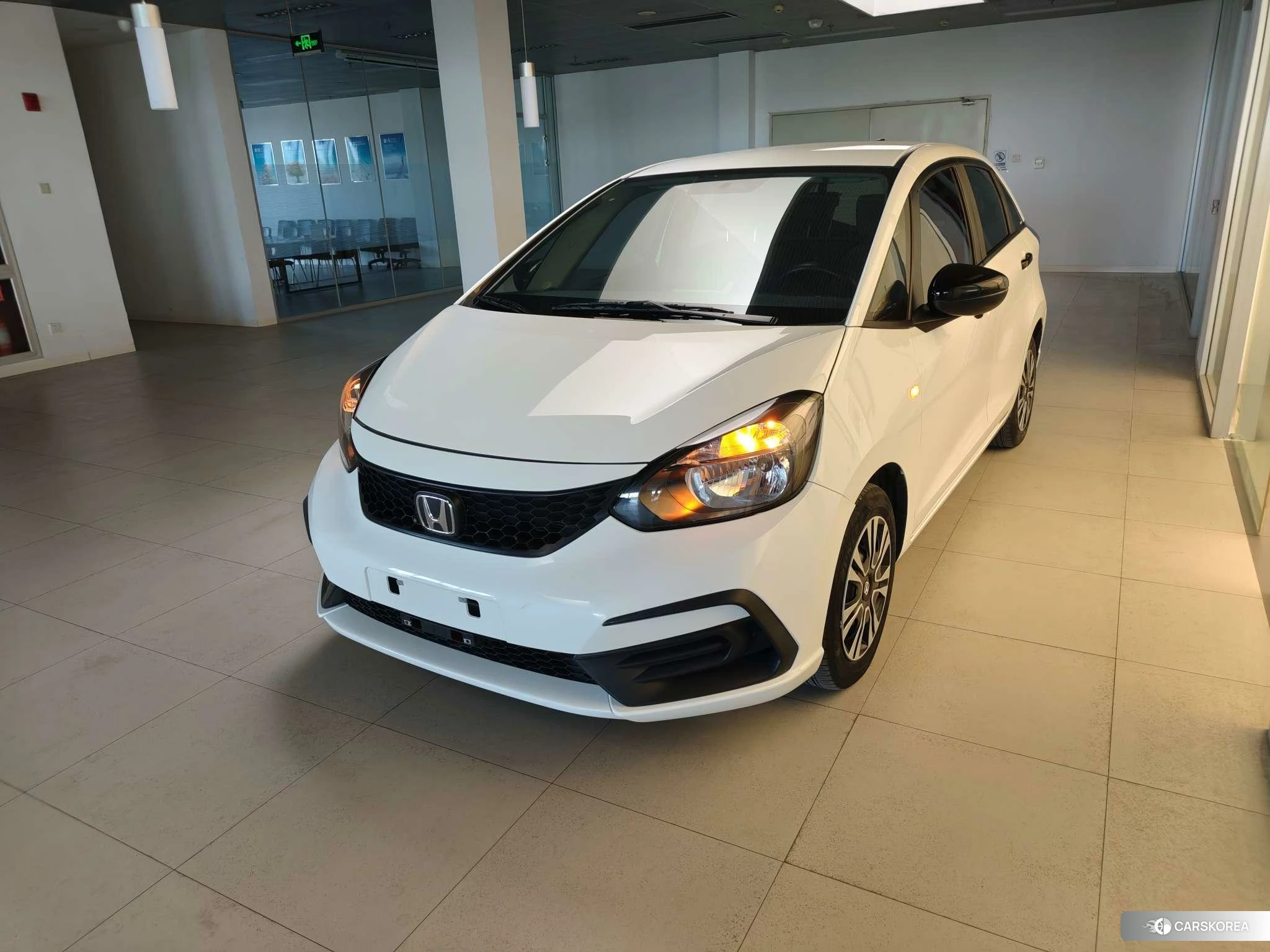 Honda Fit 2020 Белый из Китая, фото 3