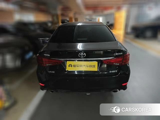 Toyota crown 2018 Черный из Китая, фото 3