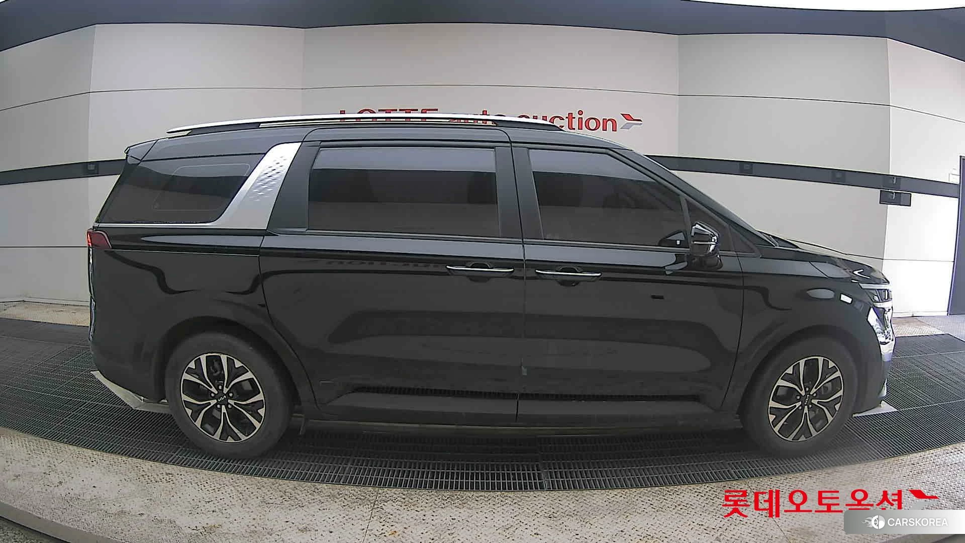 Kia Carnival id 4289590 из Кореи 23