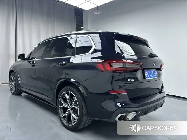 BMW X5 id 4215640 из Китая 14