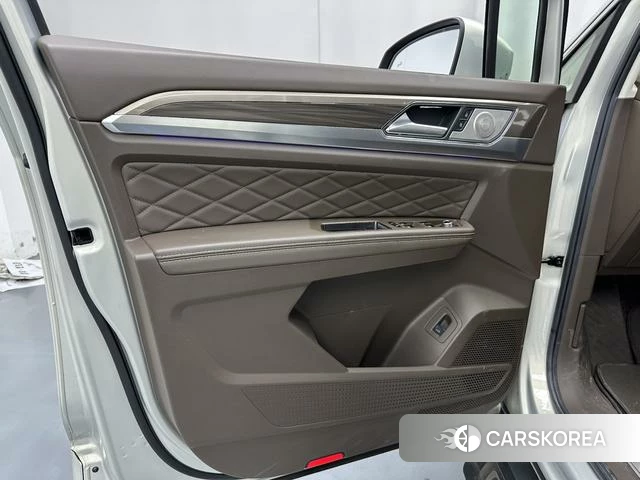 Volkswagen Weiran id 4278519 из Китая 21