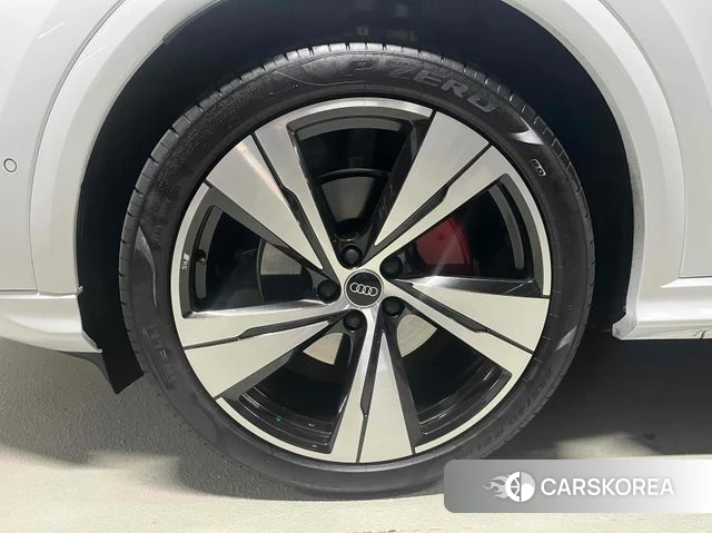 Audi Q5 (80A) 2025 Белый из Кореи, фото 4