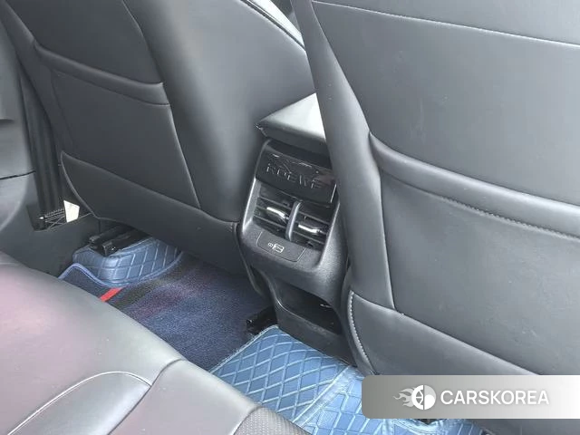 Roewe i5 id 4217468 из Китая 12
