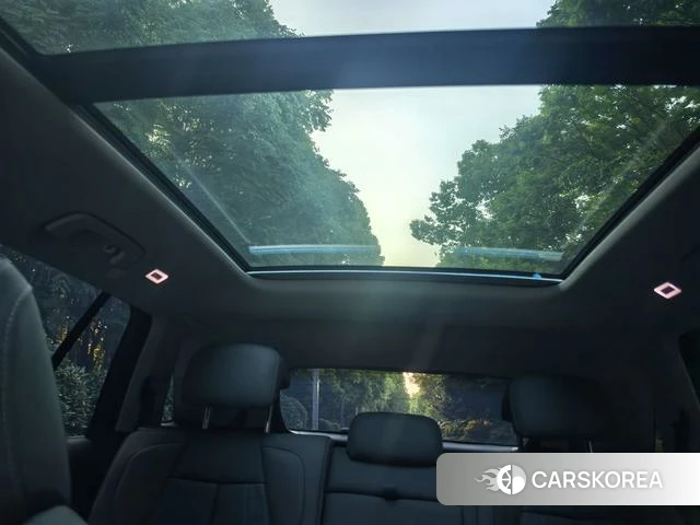 Audi Q5 e-tron id 4329205 из Китая 8