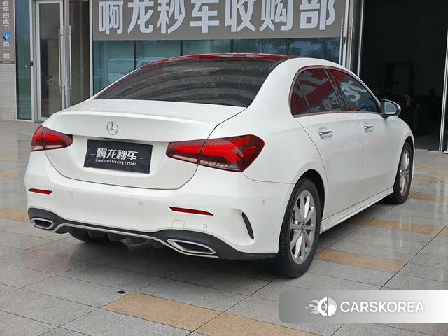 Mercedes-Benz Class A 2023 Белый из Китая, фото 3