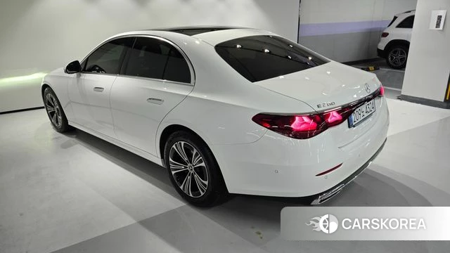 Mercedes-Benz E-Class W214 id 4474288 из Кореи 13
