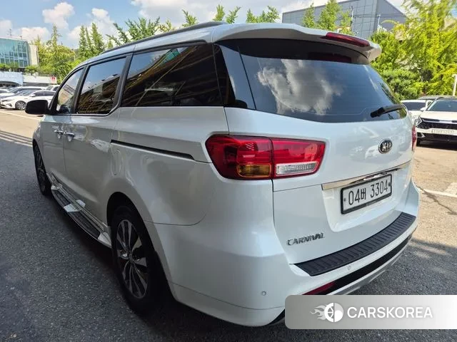 Kia All New Carnival id 3091017 из Кореи 13