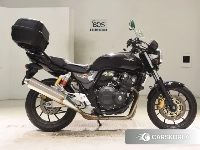 Проданный Honda CB400SF ABS 2017 из Японии, фото 2