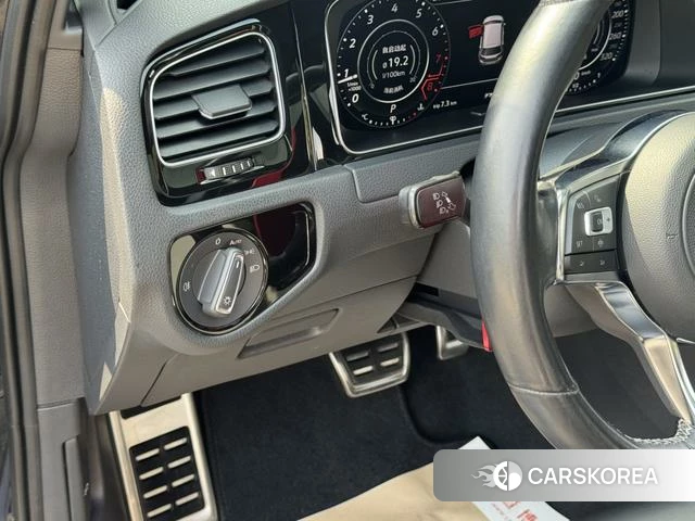 Volkswagen Golf id 4261880 из Китая 13